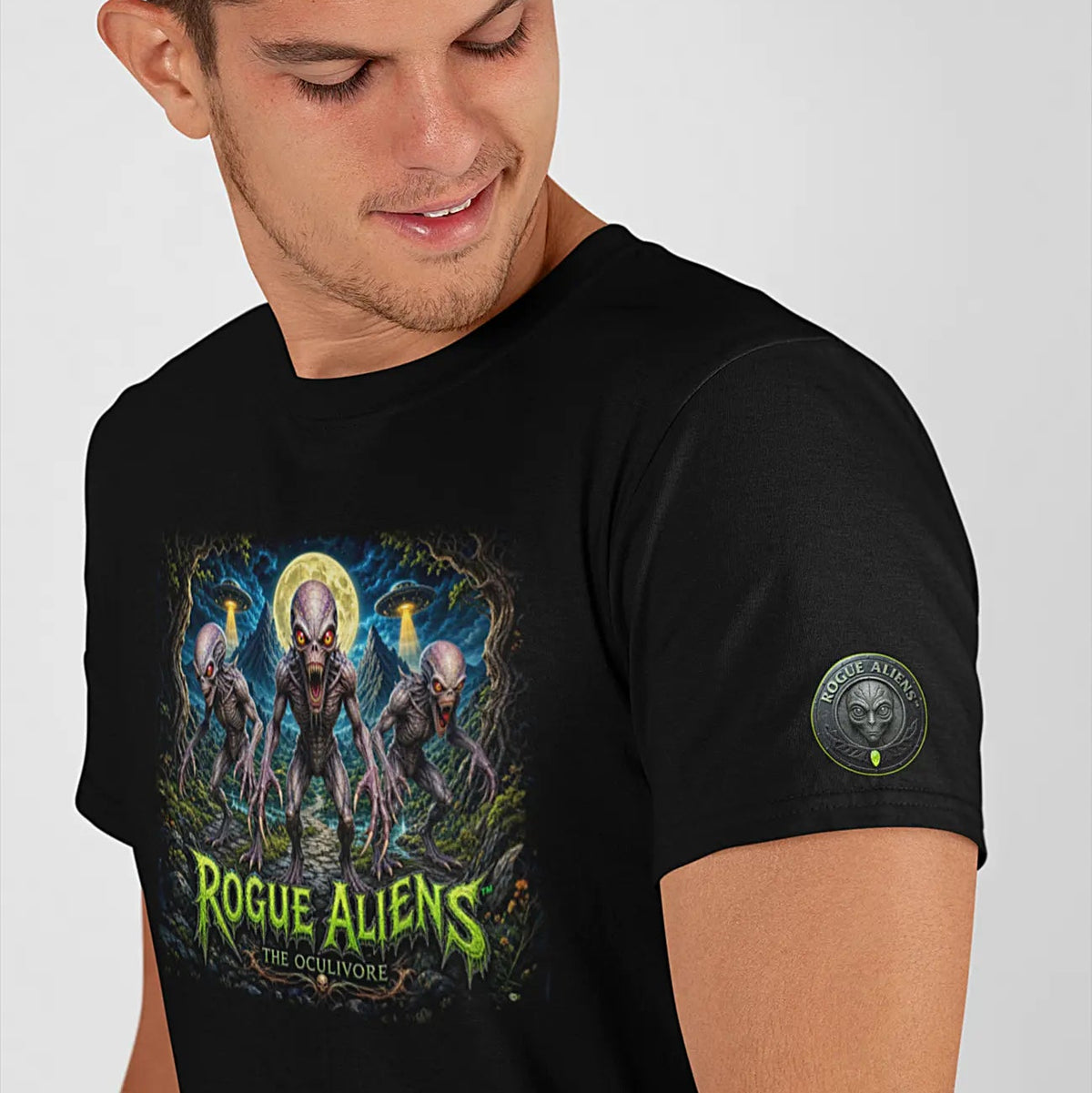 Rogue Aliens™ - The Oculivore Unisex Tee